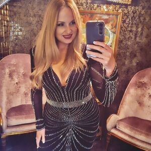 Meet your Posher, Justine